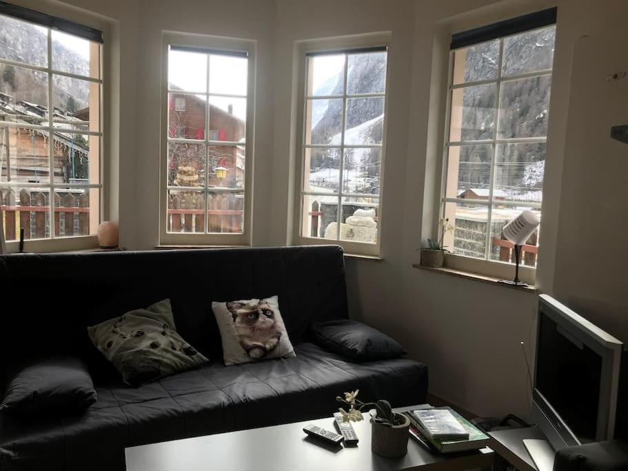 Nina With Garage Direct Train To Zermatt Apartment *